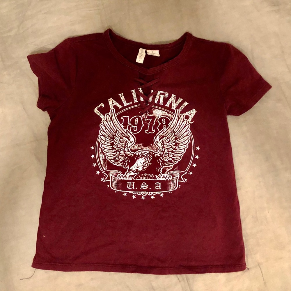 Girls Maroon Graphic Short Sleeve Tee - Size M